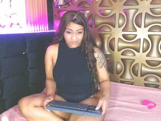 blackambar Live Webcam on BongaCams