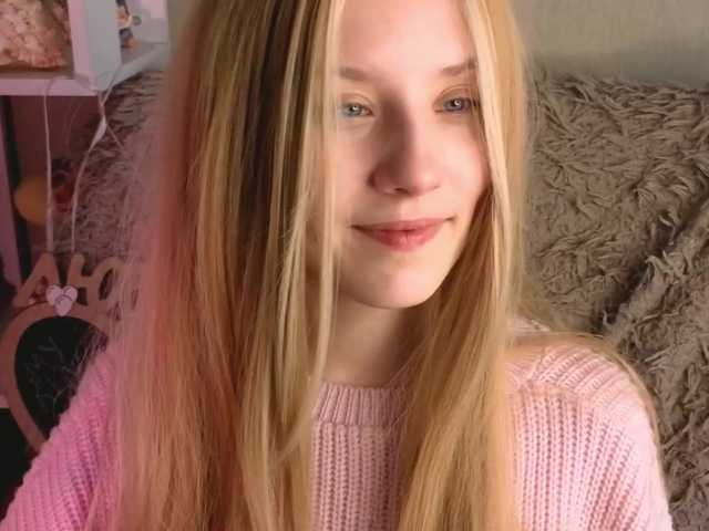 plushsara live cam on BongaCams