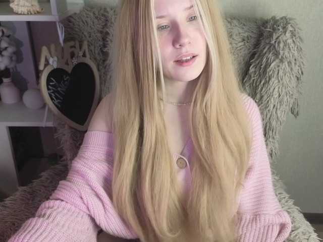 plushsara live cam on BongaCams