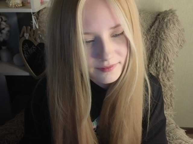plushsara live cam on BongaCams