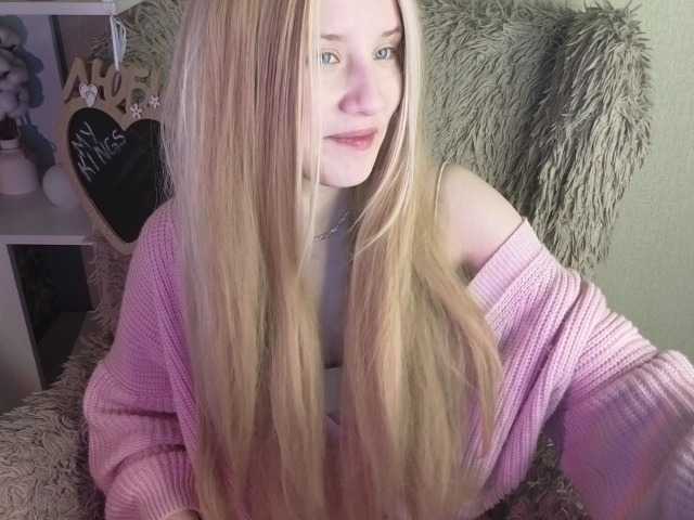 plushsara live cam on BongaCams