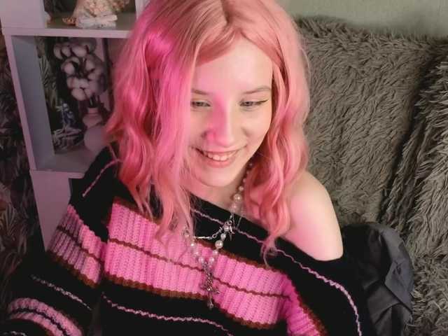 plushsara live cam on BongaCams