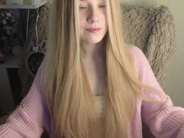 plushsara live cam on BongaCams