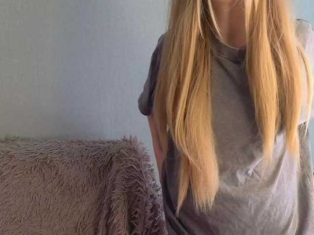 plushsara live cam on BongaCams