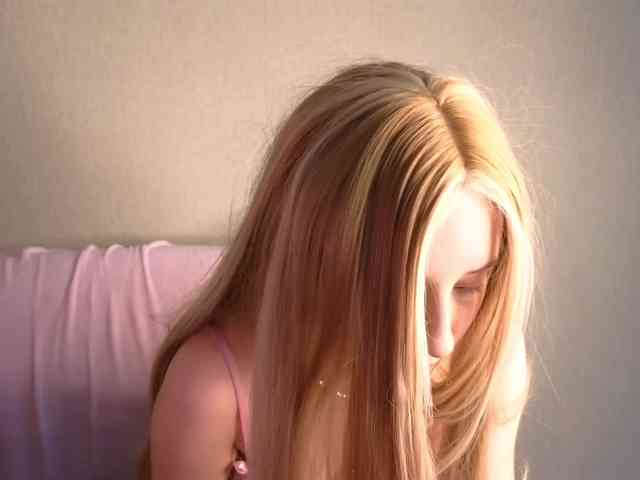 plushsara webcam