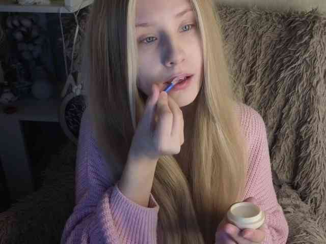 plushsara webcam