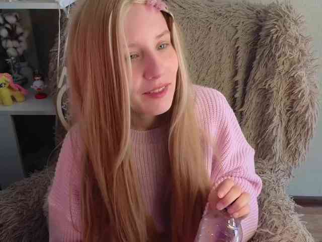 plushsara webcam