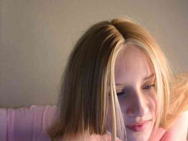plushsara webcam