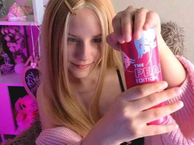 plushsara webcam