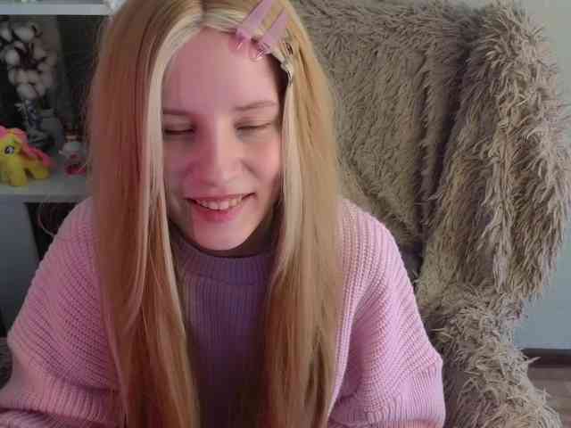 plushsara webcam
