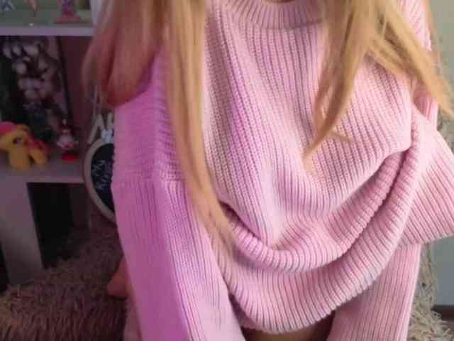 plushsara webcam