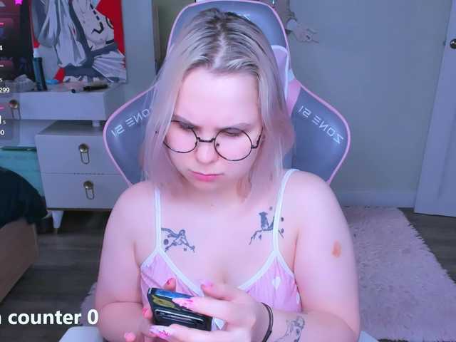 hellfire-club live cam on BongaCams