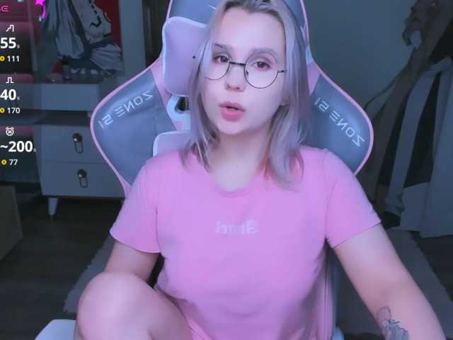 hellfire-club live cam on BongaCams