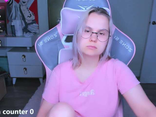 hellfire-club live cam on BongaCams