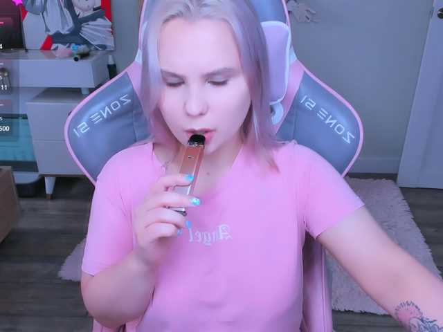 hellfire-club live cam on BongaCams