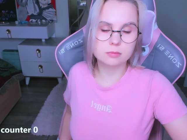 hellfire-club live cam on BongaCams