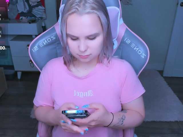 hellfire-club live cam on BongaCams