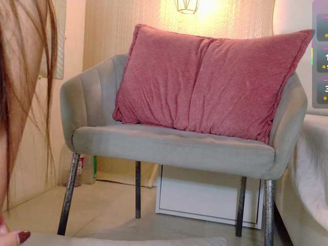 Mia-Starr's BongaCams show and profile