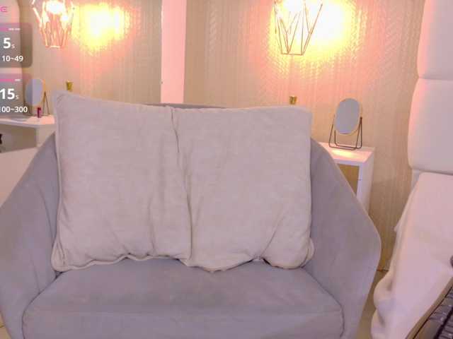Mia-Starr live cam on BongaCams