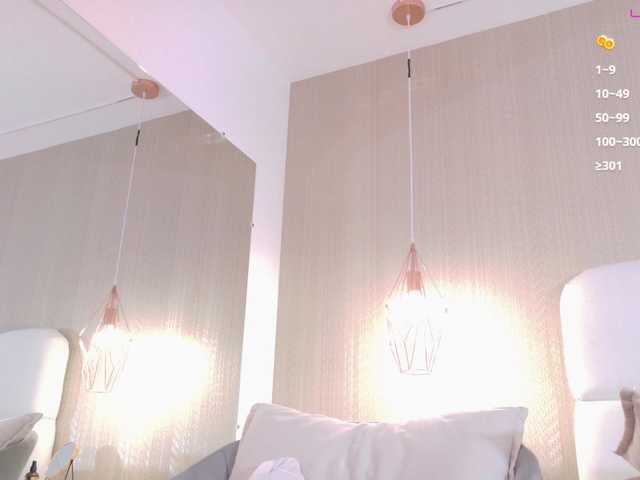 Mia-Starr live cam on BongaCams