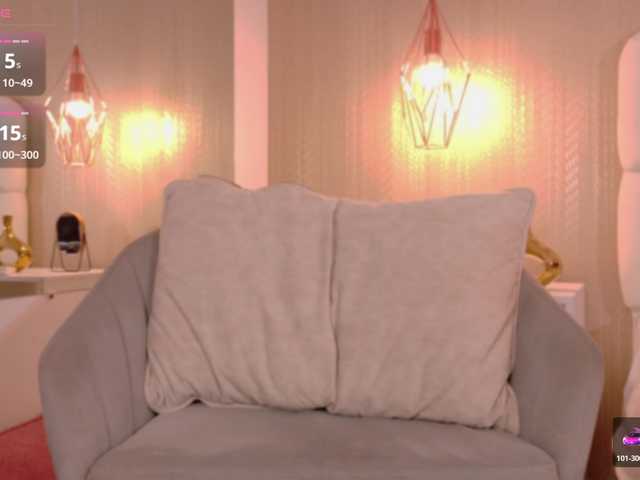 Mia-Starr live cam on BongaCams