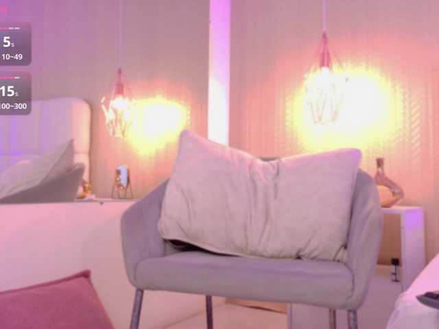 Mia-Starr live cam on BongaCams