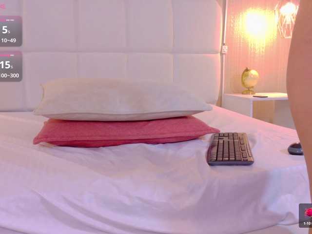 Mia-Starr live cam on BongaCams
