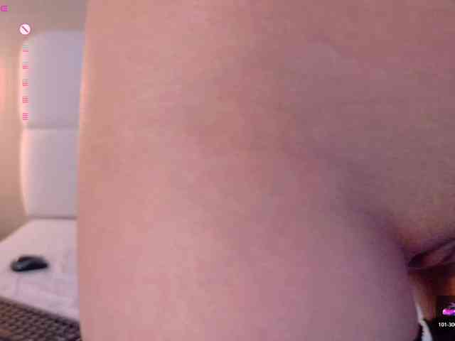 Mia-Starr webcam