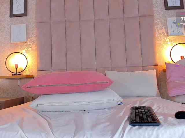 Mia-Starr webcam