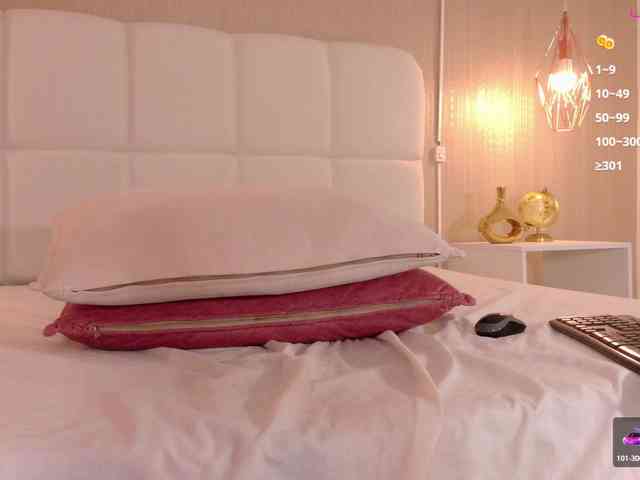 Mia-Starr webcam
