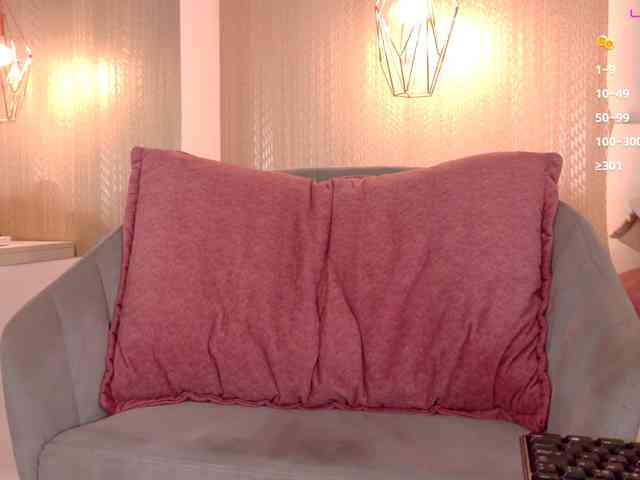Mia-Starr webcam