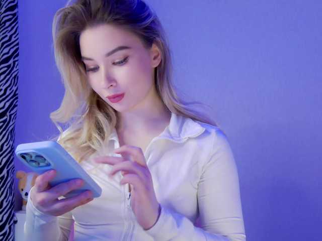 Hator's BongaCams show and profile