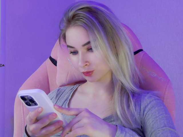 hator live sex show