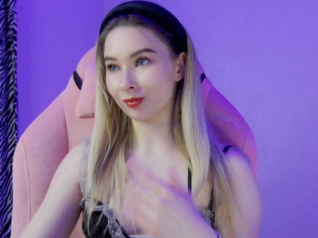 Hator's BongaCams show and profile