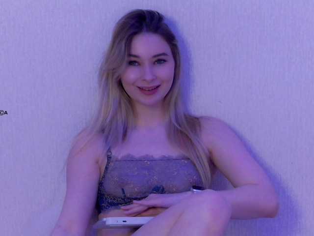 Hator's BongaCams show and profile