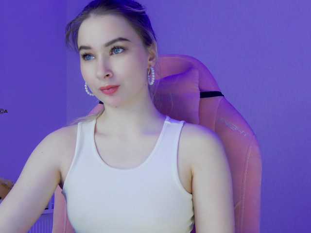 Hator's BongaCams show and profile