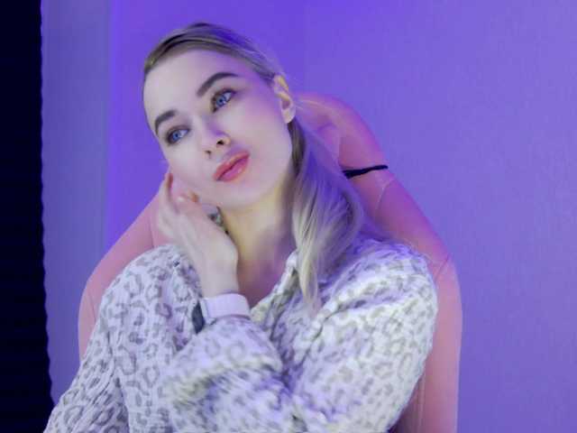 hator live sex show