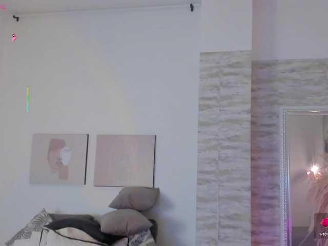 AngeRouse live webcam show