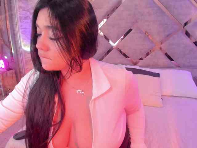 AngelRouse webcam