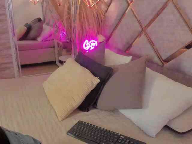 AngelRouse webcam