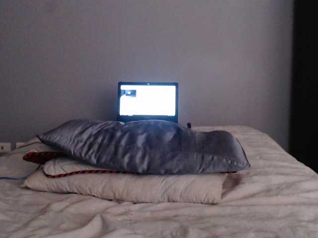 SaraCirce live cam on BongaCams