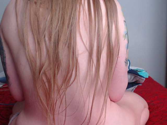 SaraCirce live cam on BongaCams