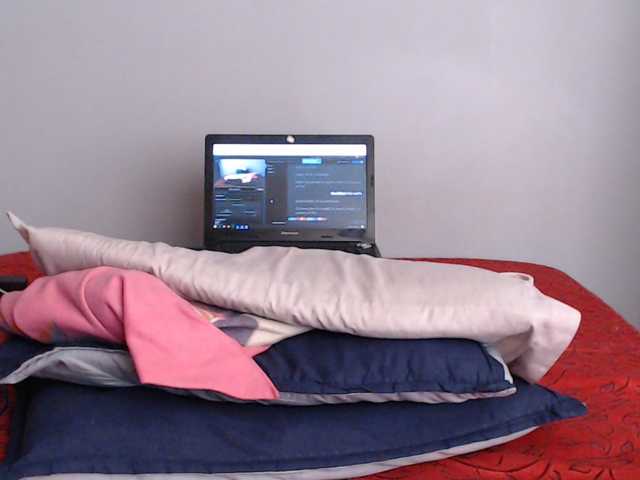 SaraCirce live cam on BongaCams