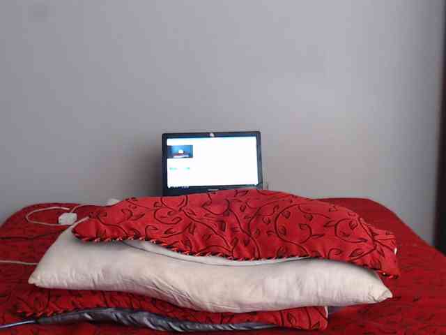 SaraCirce webcam