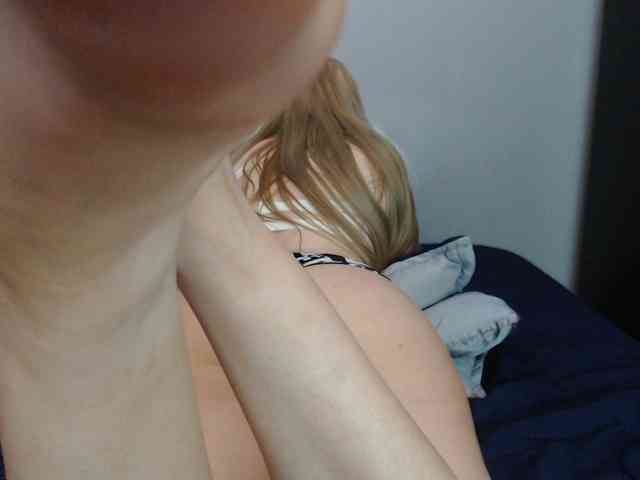 SaraCirce webcam