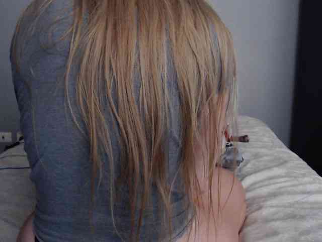SaraCirce webcam