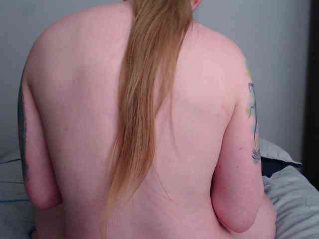 SaraCirce webcam