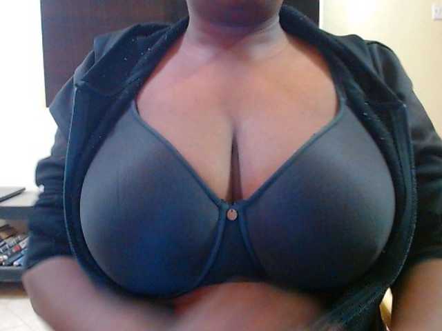 Dalia70 live cam preview
