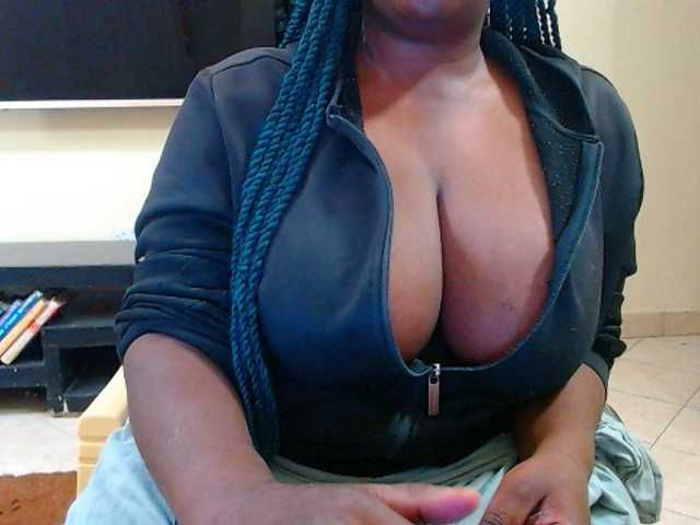 Dalia70 live webcam show