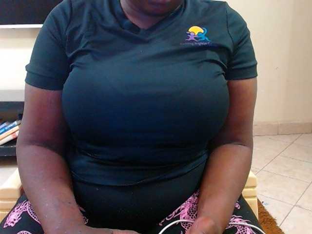 Dalia70 live cam on BongaCams